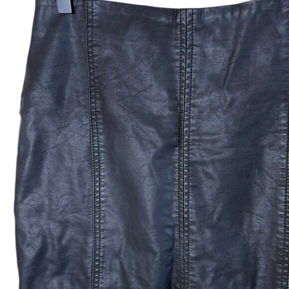 Free People Women’s Sz 6 Modern Femme Vegan Mini Skirt in Black / OB583305 - Picture 3 of 7